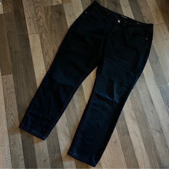 Max Black Jeans - Picture 1 of 5